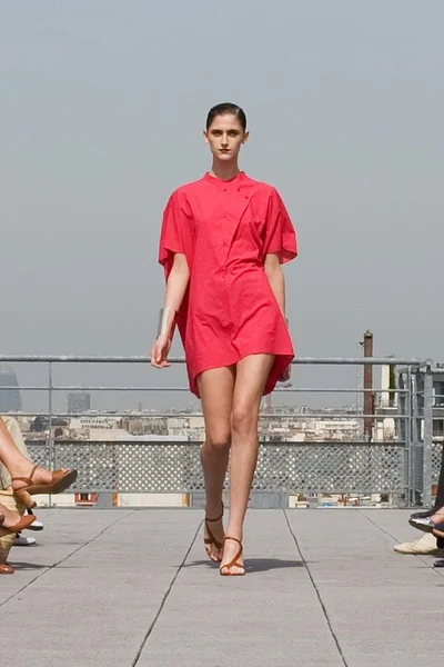 Look 27
